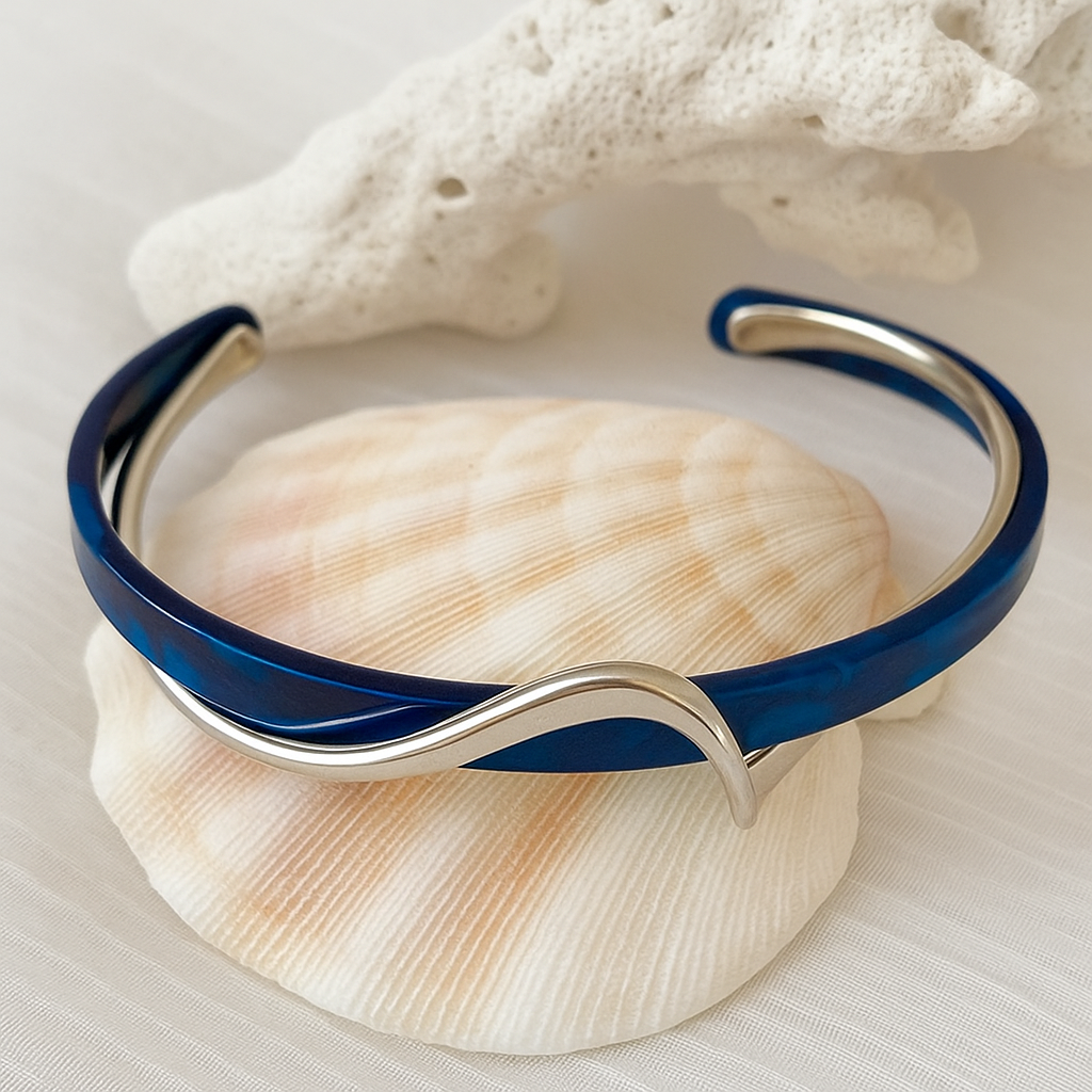 Oceana Cuff