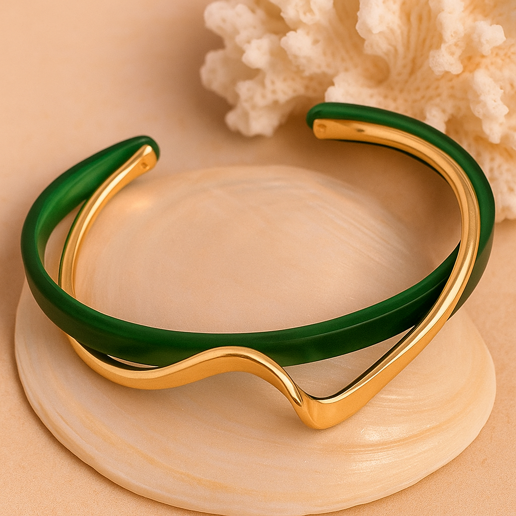 Oceana Cuff