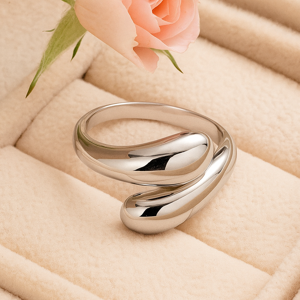 Cora Ring
